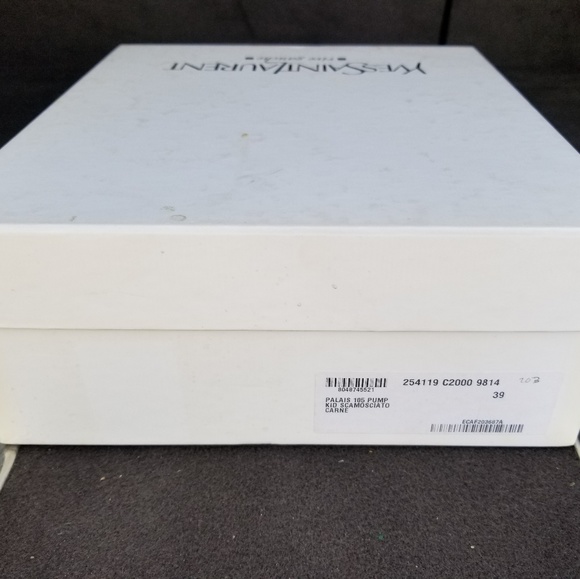 Yves Saint Laurent ( YSL ), 5" ( inch ) heels - Picture 3 of 5